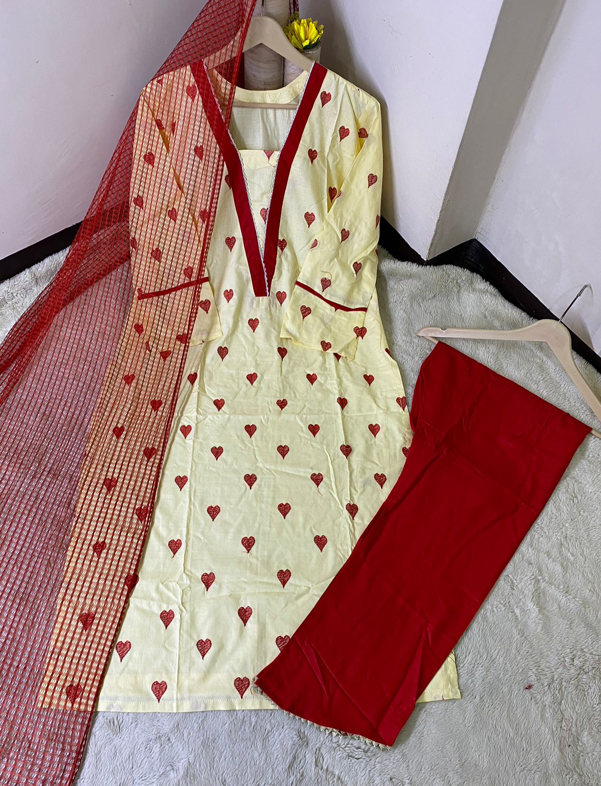 Heart Embroidered 3pcs suits♥️